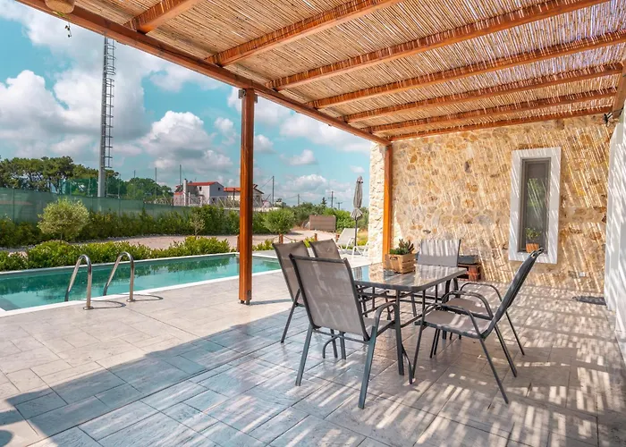 Oliveto A Flumine - Experientia Villa