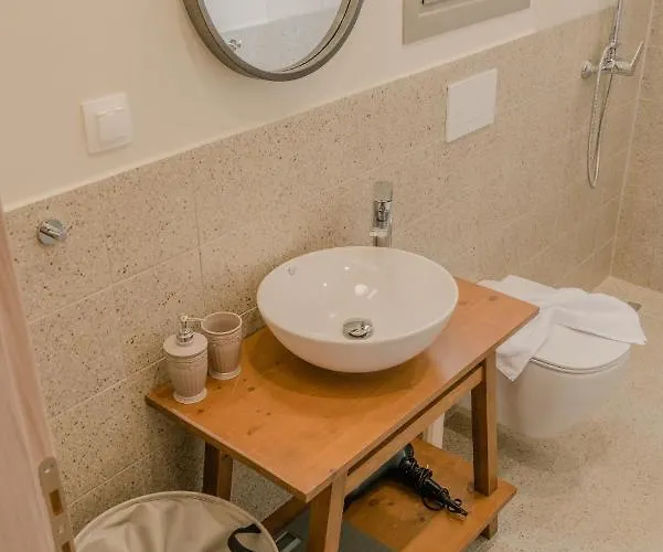 فيلة Oliveto A Flumine - Experientia Pastida